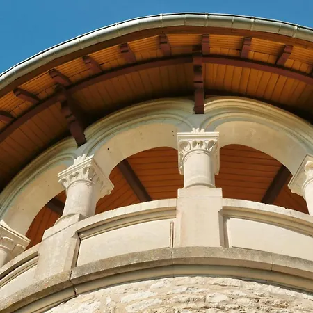 Chateau De Peyronnenc Bed and breakfast Montpezat-de-Quercy