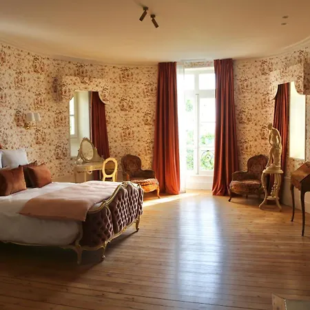 Bed and breakfast Chateau De Peyronnenc *