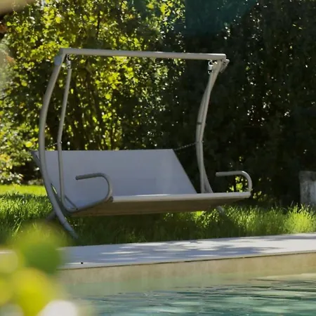 Chateau De Peyronnenc Bed and breakfast Montpezat-de-Quercy