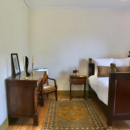 Chateau De Peyronnenc Bed and breakfast