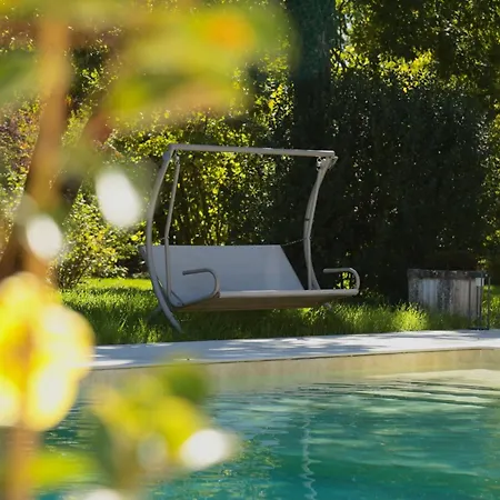 Chateau De Peyronnenc Bed and breakfast *