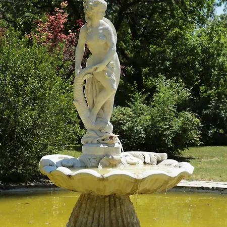 Chateau De Peyronnenc